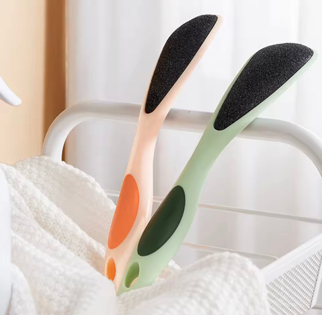 Double Sided Foot File Callus Remover, Dual sided Pedicure Trimmer With Long Handle, Portable Foot Dead Skin Remover Care Tool, Hard Skin Removers, Callus Dead Skin Remover, Anti Slip Handle Pedicure Tool Double Sided Foot File Callus Remover, Dual sided Pedicure Trimmer With Long Handle, Portable Foot Dead Skin Remover Care Tool, Hard Skin Removers, Callus Dead Skin Remover, Anti Slip Handle Pedicure Tool